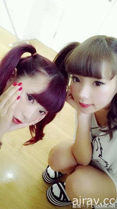 日本高人氣姐妹花《mimmam》雙子+雙馬尾水手服，這種設定太萌了！