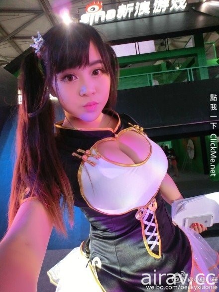 中国展场女神《G奶小孽》网友实拍：“只有奶是真的！”