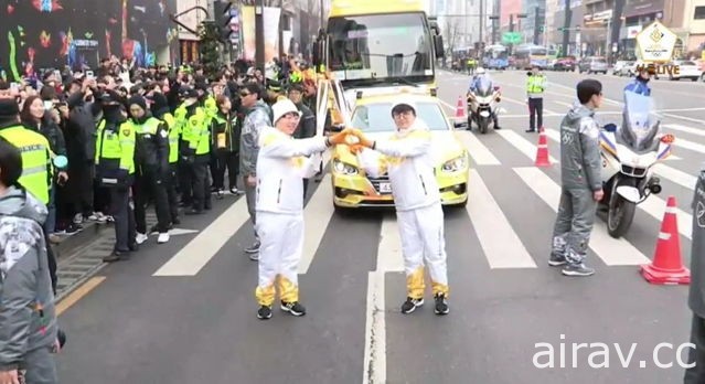 《英雄联盟》韩国 KT Rolster 五名选手今日担任冬季奥运火炬手传递圣火