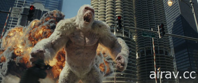 经典街机游戏改编电影《毁灭大作战 Rampage》今日在台上映 巨石强森将面对巨大猛兽