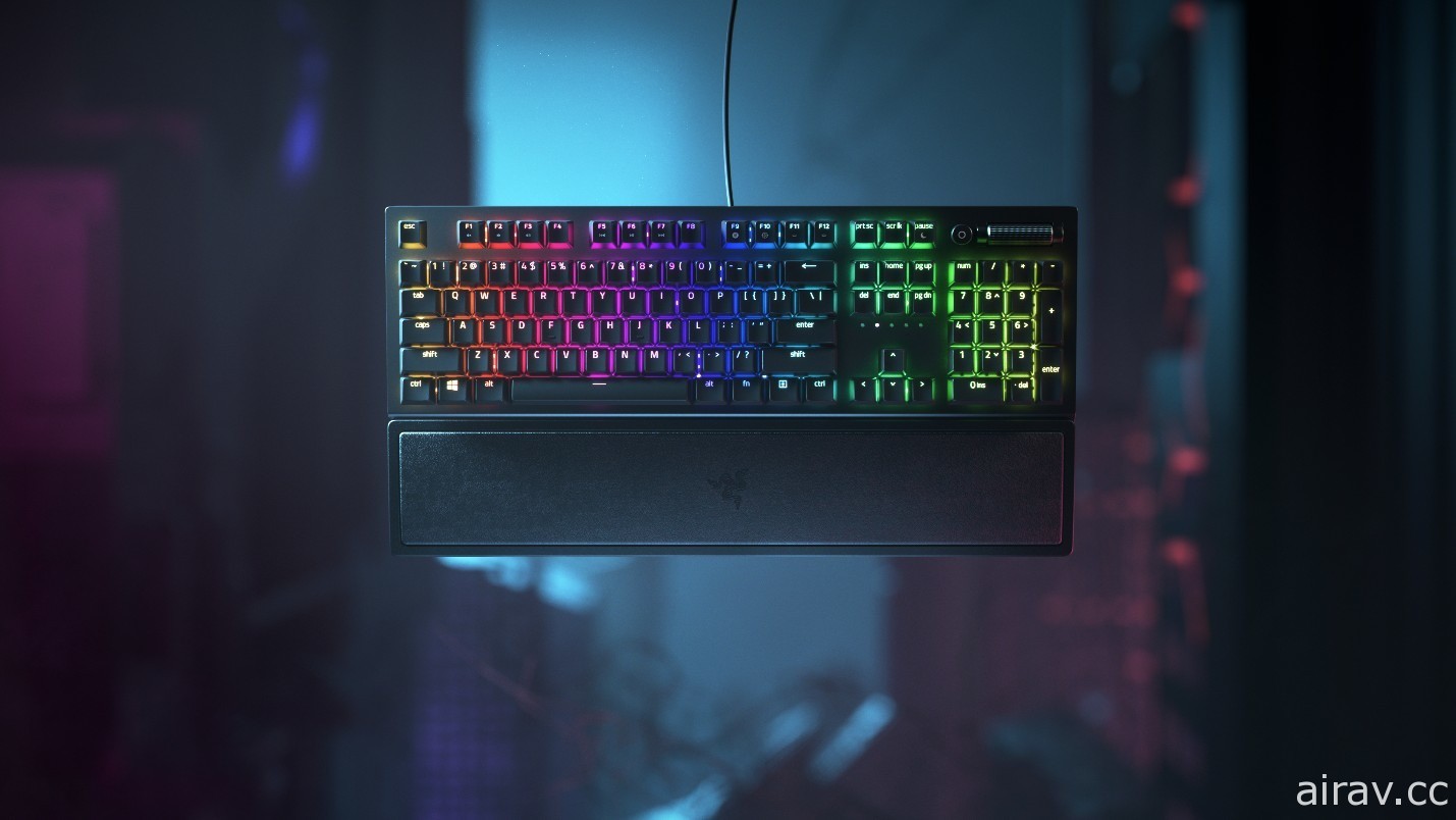 Razer 發表新款機械軸遊戲鍵盤 BlackWidow V3 系列 搭載經改良的按鍵軸等