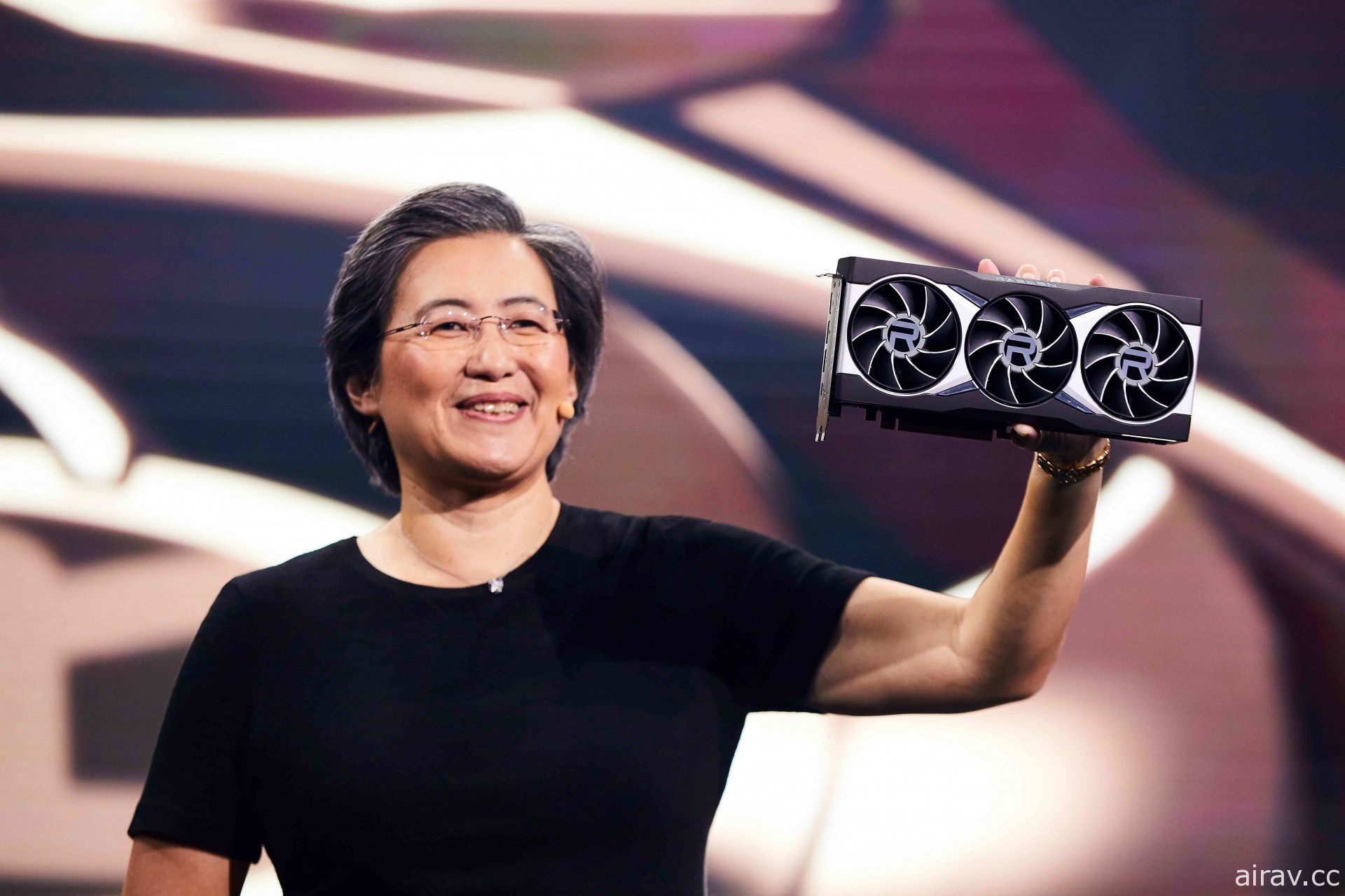 AMD 發表採用 RDNA 2 遊戲架構 Radeon RX 6000 系列顯示卡