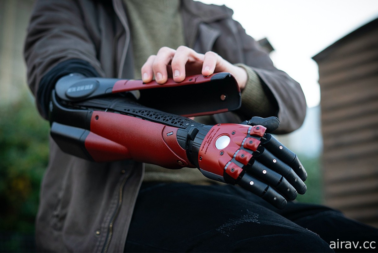 Open Bionics 與 KONAMI 合作推出《潛龍諜影》Venom Snake 版仿生手