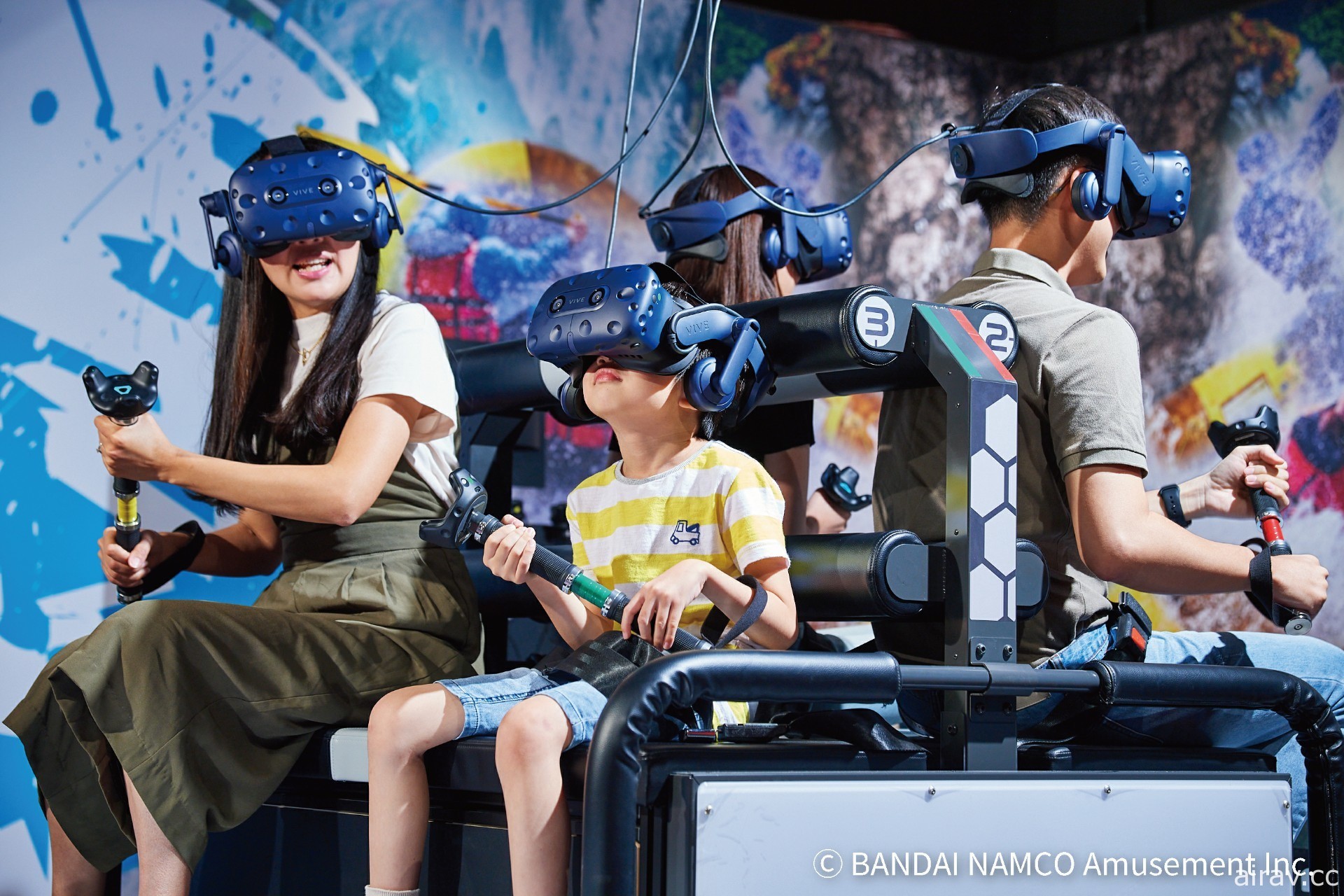 宏汇广场 VR Zone 海外独家引进《太鼓之达人 VR》体感开打