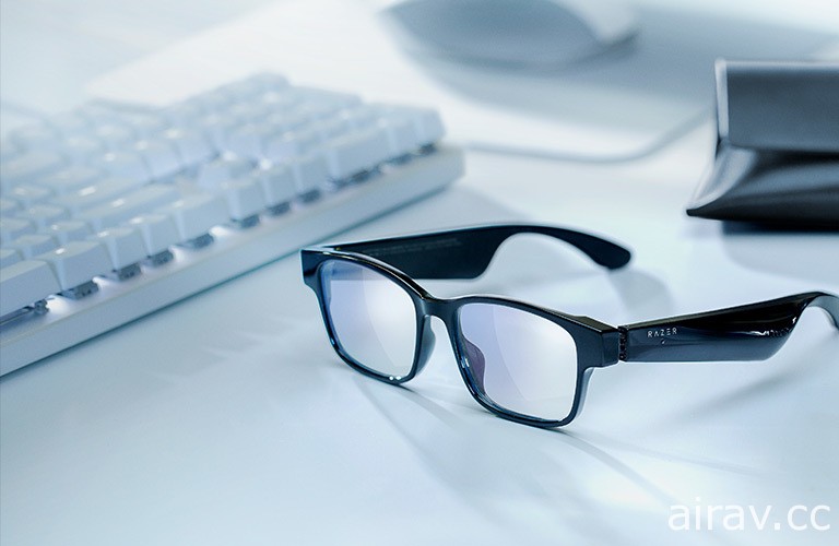 Razer 推出 Anzu 智慧眼镜 内建喇叭与触控功能