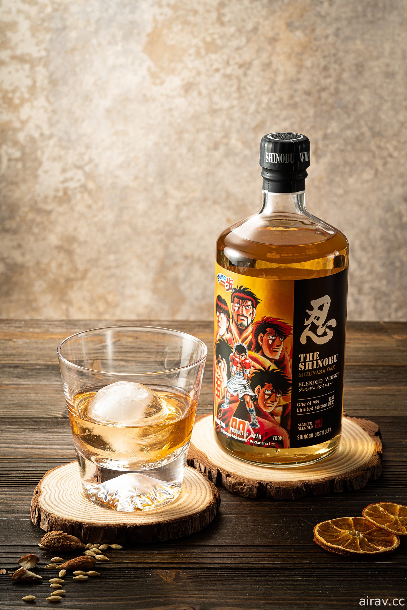 忍 SHINOBU 与《第一神拳》台湾限定联名威士忌即日起 7-11 限量首卖