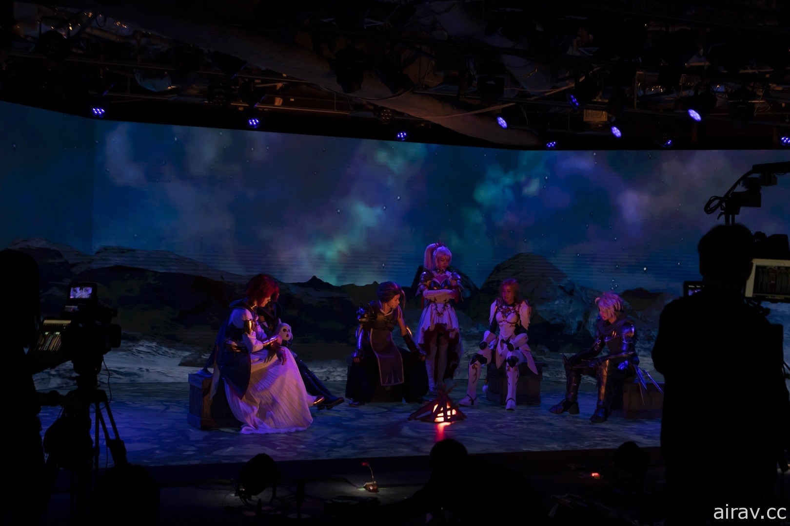 《破曉傳奇》舞台劇首次公演！使用四面 LED 投放技術呈現更有魄力的演出